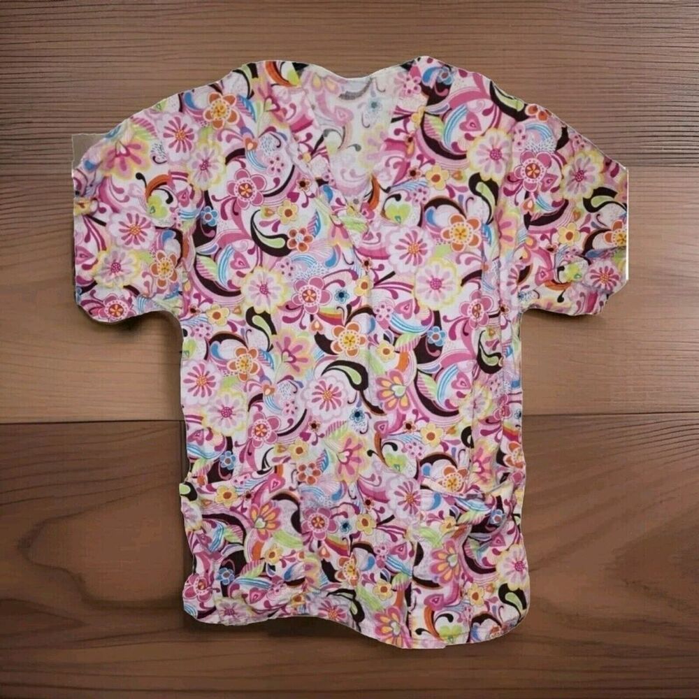 Peaches nursing scrub top medium Multicolor Flowers medic womens uniform shirt